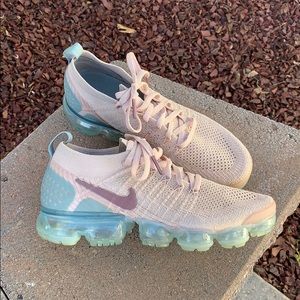 Nike Air Vapormax Flyknit 2 Women’s 9